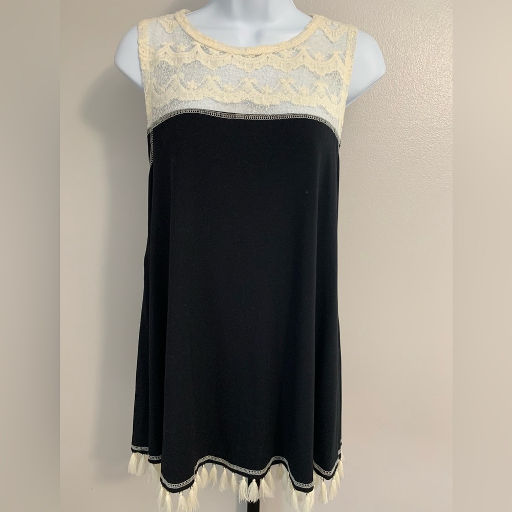 Double D Ranch Black and Cream Sleeveless Tunic